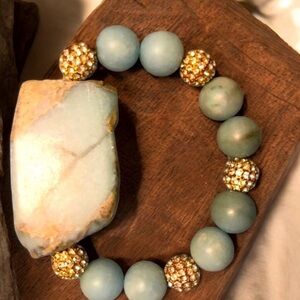 Gorgeous Earth-Tone Bracelet